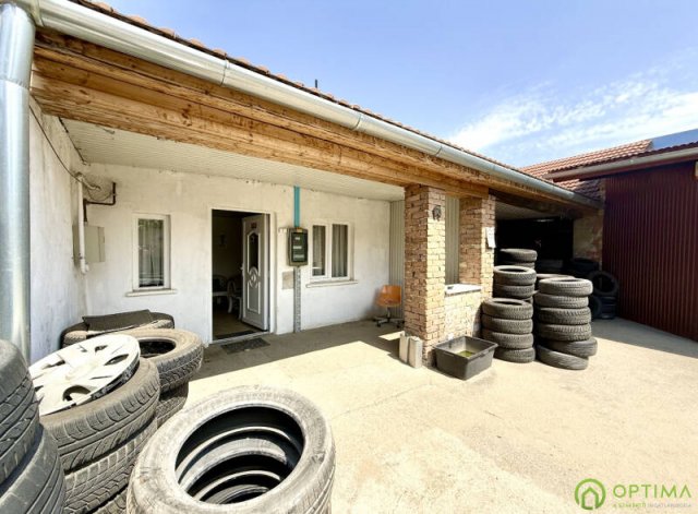 Eladó ipari ingatlan, Gyálon 124.9 M Ft / költözzbe.hu