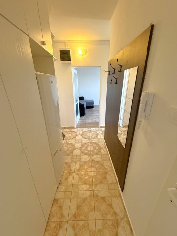 Kiadó téglalakás, albérlet, Pécsett 160 E Ft / hó, 2 szobás