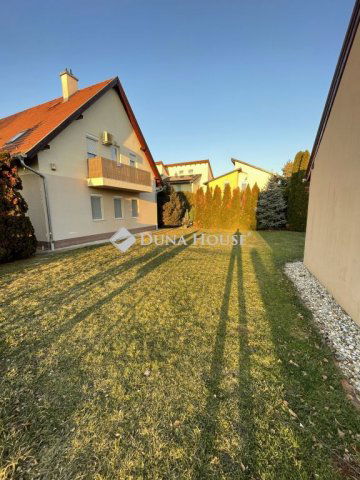 Eladó téglalakás, Győrött 44.4 M Ft, 2 szobás
