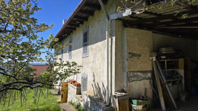 Eladó családi ház, Pécsett 50 M Ft, 4 szobás