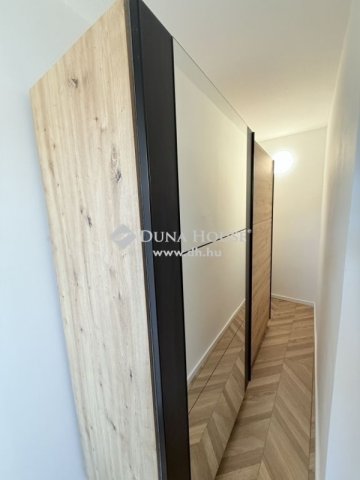 Eladó téglalakás, Budapesten, XX. kerületben 64.9 M Ft, 3 szobás