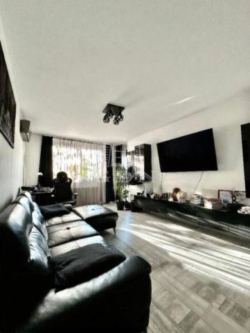 Eladó téglalakás, XIV. kerületben, Kövér Lajos utcában