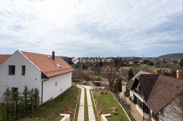 Eladó családi ház, Budapesten, II. kerületben 299 M Ft, 4 szobás