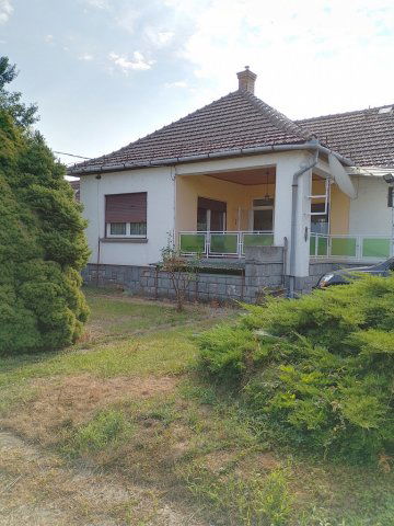 Eladó családi ház, Hevesen 42 M Ft, 2+2 szobás