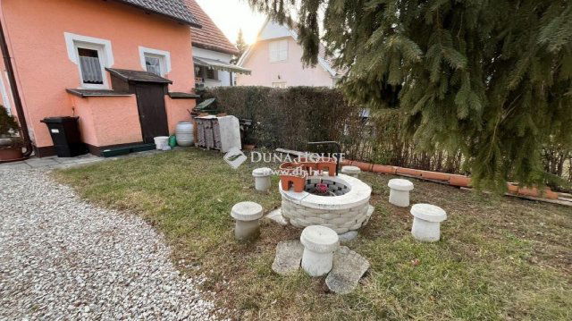 Eladó nyaraló, Bükön 43.5 M Ft, 3 szobás / költözzbe.hu