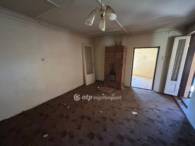 Eladó családi ház, Hajdúszoboszlón 15 M Ft, 1+1 szobás