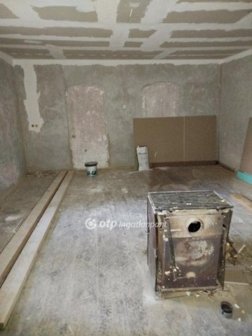 Eladó családi ház, Bakócán 10.5 M Ft, 2 szobás