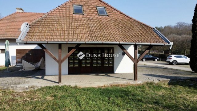 Eladó üzlethelyiség, Szálkán 189 M Ft, 10 szobás