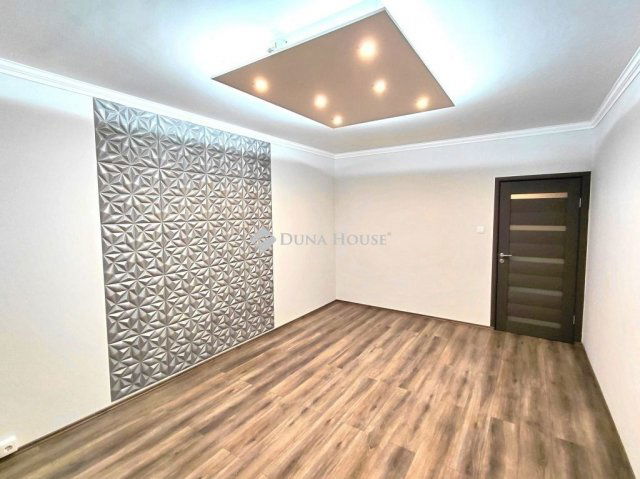 Eladó panellakás, Debrecenben 59.5 M Ft, 2 szobás