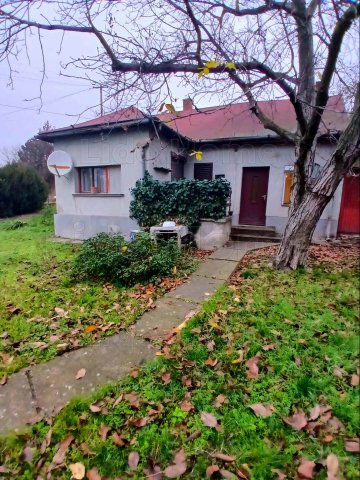 Eladó családi ház, Balatonfőkajáron 40 M Ft, 2 szobás