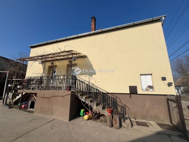 Eladó családi ház, Lovasberényben 99.9 M Ft, 5 szobás