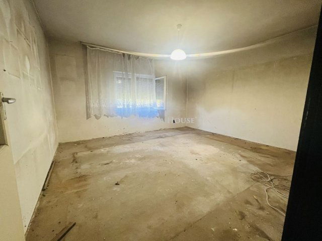 Eladó családi ház, Őriszentpéteren 34.8 M Ft, 1 szobás