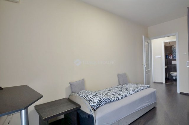 Kiadó téglalakás, albérlet, Kecskeméten 300 E Ft / hó