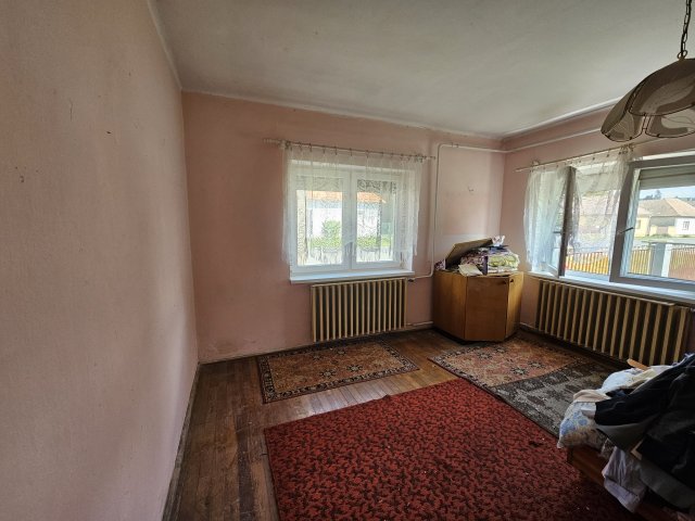 Eladó családi ház, Bakonybélben 43 M Ft, 3 szobás