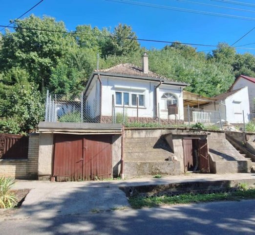 Eladó családi ház, Kaposváron 21.99 M Ft, 2+1 szobás