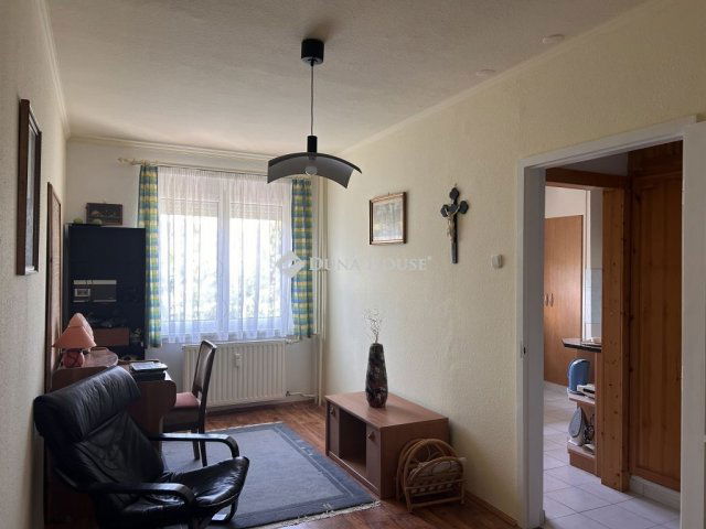 Eladó téglalakás, Zalaegerszegen 34.99 M Ft, 2 szobás