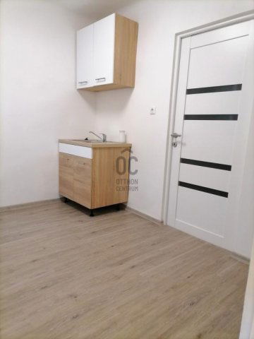 Eladó téglalakás, Pécsett 19.65 M Ft, 1 szobás