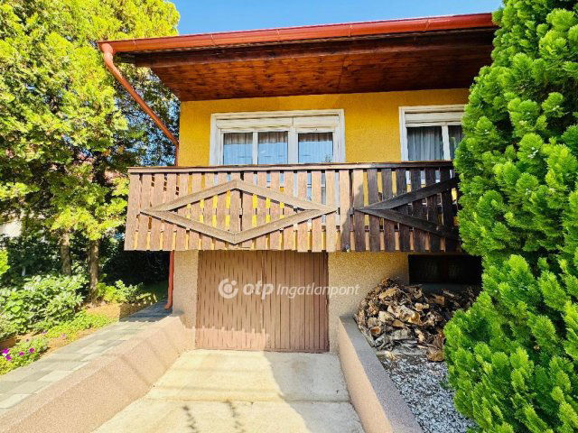 Eladó családi ház, Debrecenben 129.9 M Ft, 4 szobás