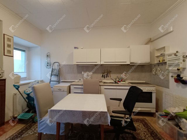 Eladó téglalakás, Sopronban 47.5 M Ft, 2 szobás