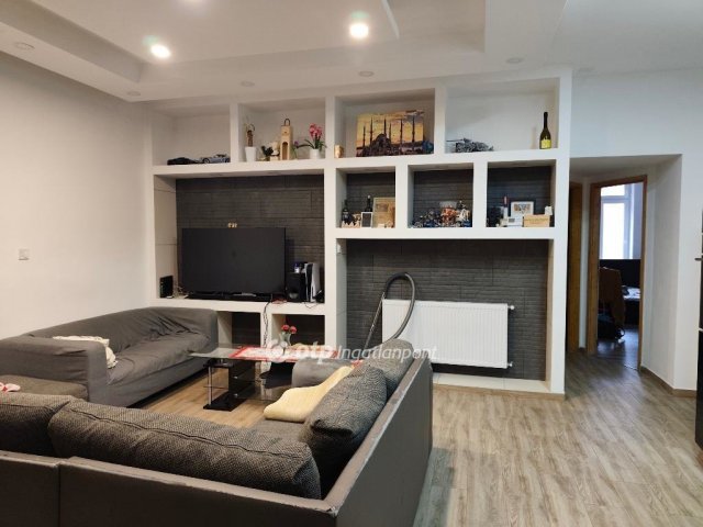 Eladó téglalakás, Budapesten, VIII. kerületben 84.9 M Ft