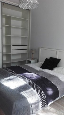 Kiadó téglalakás, albérlet, Pécsett 200 E Ft / hó, 2 szobás