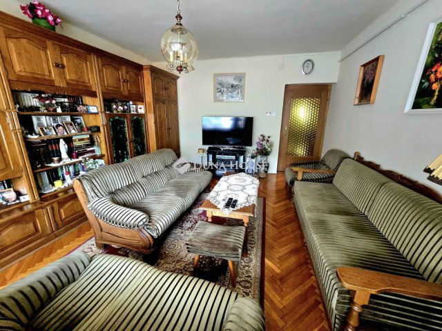Eladó téglalakás, Pécsett, Hunyadi János utcában 86.8 M Ft