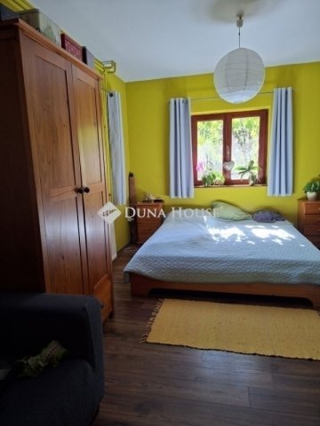 Eladó családi ház, Pogányon 109 M Ft, 2+4 szobás