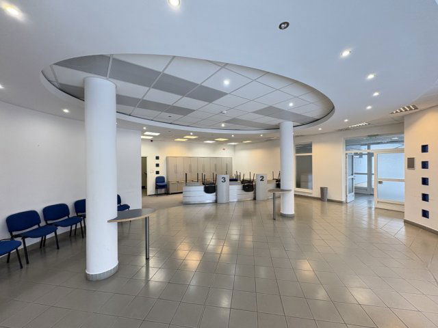 Kiadó iroda, Pécsett, Endresz György utcában 2390 E Ft / hó