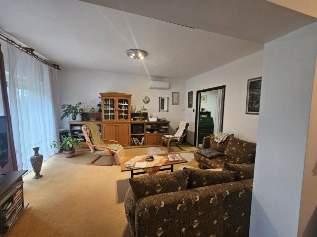 Eladó sorház, Győrújfalun 72.9 M Ft, 3+1 szobás