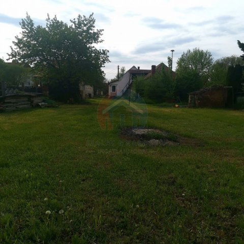Eladó családi ház, Sopronban 25 M Ft, 2 szobás
