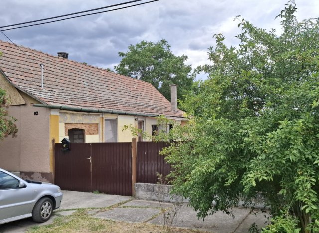 Eladó családi ház, Örkényen 31.9 M Ft, 4 szobás