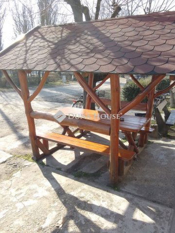 Eladó üzlethelyiség, Tiszaalpáron 27.9 M Ft