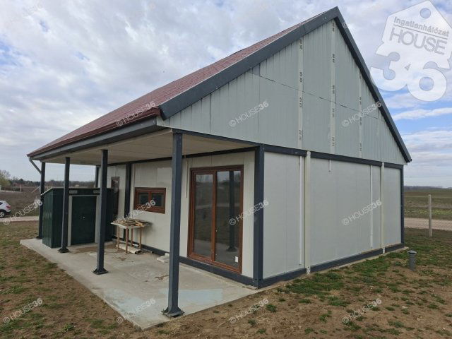 Eladó családi ház, Fülöpjakabon 29.9 M Ft, 2+1 szobás