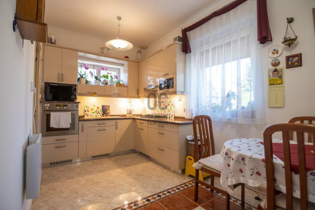 Eladó családi ház, Kerepesen 89 M Ft, 3 szobás