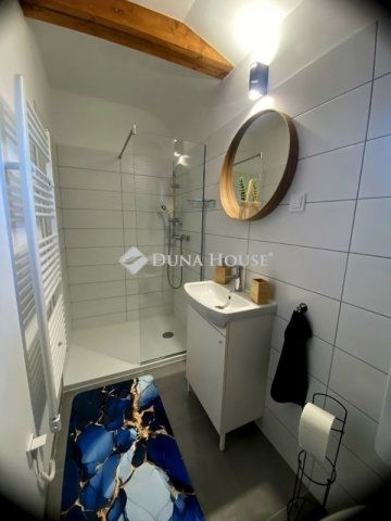 Eladó családi ház, Orfűn 48.9 M Ft, 2 szobás