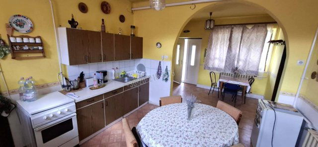 Eladó családi ház, Zagyvaszántón 21 M Ft, 4 szobás