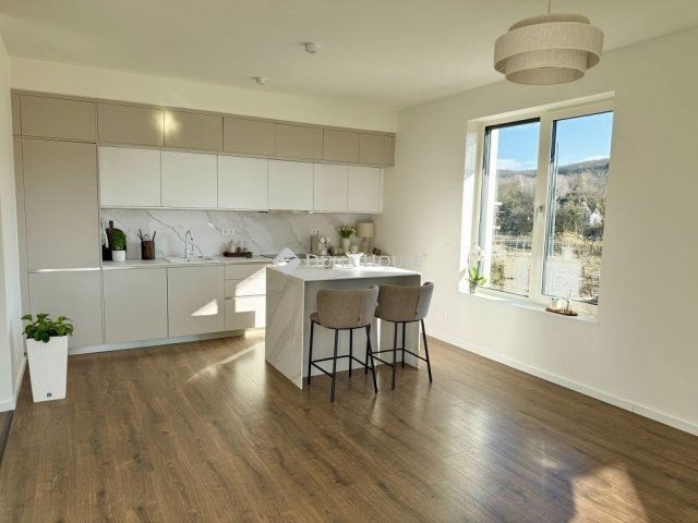 Eladó téglalakás, Budapesten, XI. kerületben 156.9 M Ft