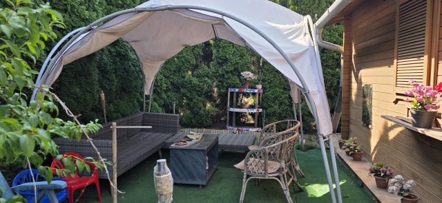Eladó nyaraló, Dunaújvárosban 16.5 M Ft, 1 szobás