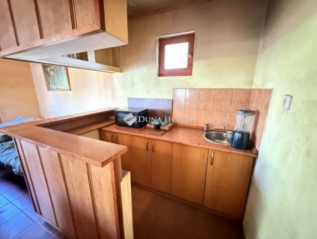 Eladó családi ház, Dunaharasztin 57 M Ft, 2 szobás