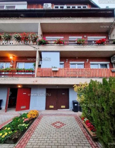 Eladó téglalakás, Pomázon 82 M Ft, 3 szobás