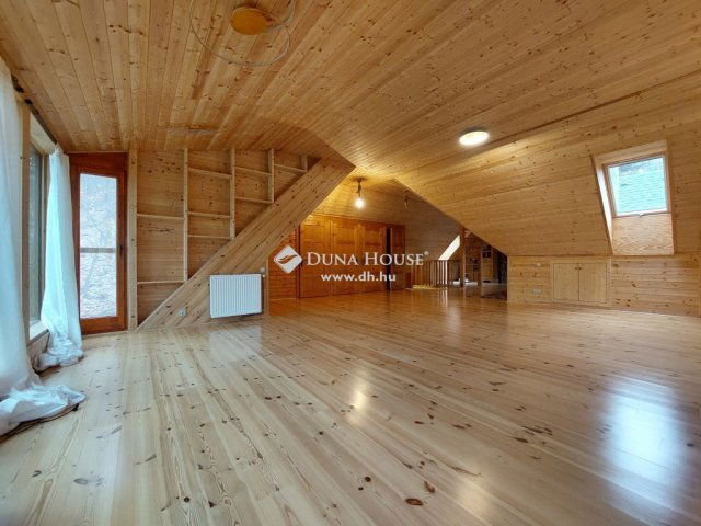 Eladó családi ház, Érden 250 M Ft, 3+1 szobás