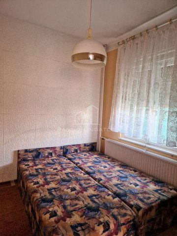 Eladó családi ház, Balatonalmádiban 89 M Ft, 4 szobás