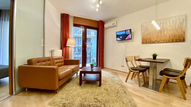 Kiadó téglalakás, albérlet, VI. kerületben, Király utcában