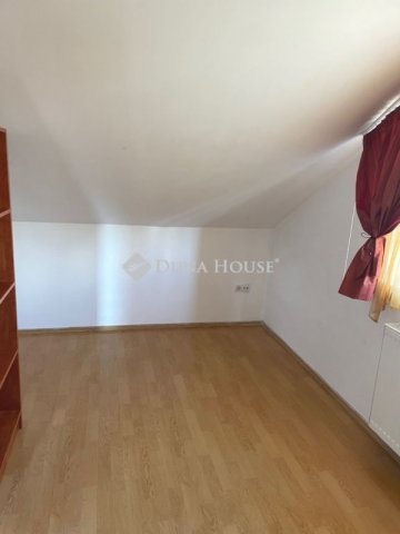 Eladó családi ház, Debrecenben 125 M Ft, 5 szobás