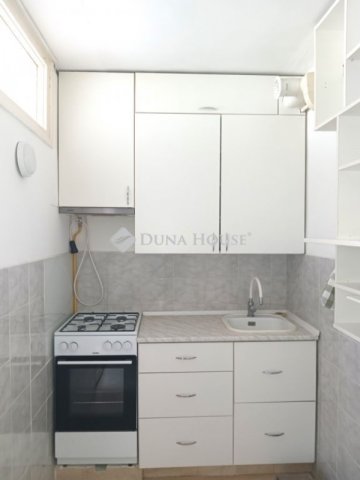 Kiadó panellakás, albérlet, Debrecenben 135 E Ft / hó, 2 szobás