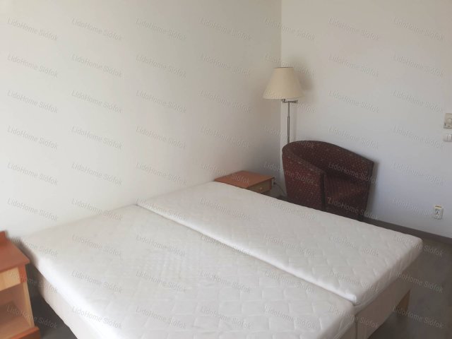 Eladó téglalakás, Balatonszárszón 38 M Ft, 1 szobás