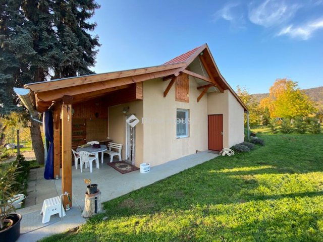 Eladó családi ház, Siklóson 22.9 M Ft, 2 szobás
