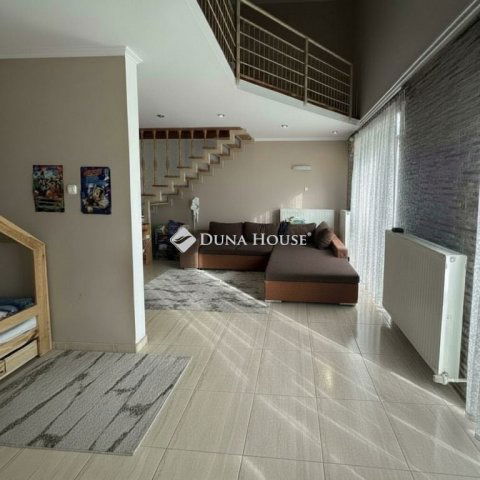 Eladó téglalakás, Budapesten, XVIII. kerületben 92.9 M Ft