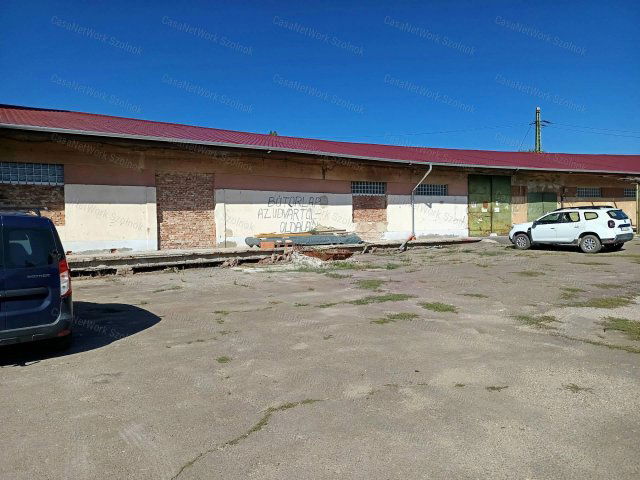 Kiadó ipari ingatlan, Szolnokon 1080 E Ft / hó, 1 szobás