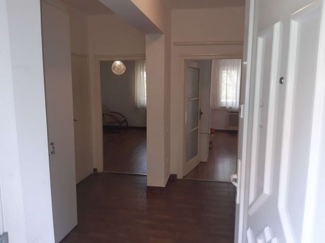 Eladó téglalakás, Szolnokon 34.99 M Ft, 2 szobás